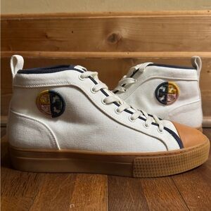 Women’s Tory Burch sneakers in white size 9